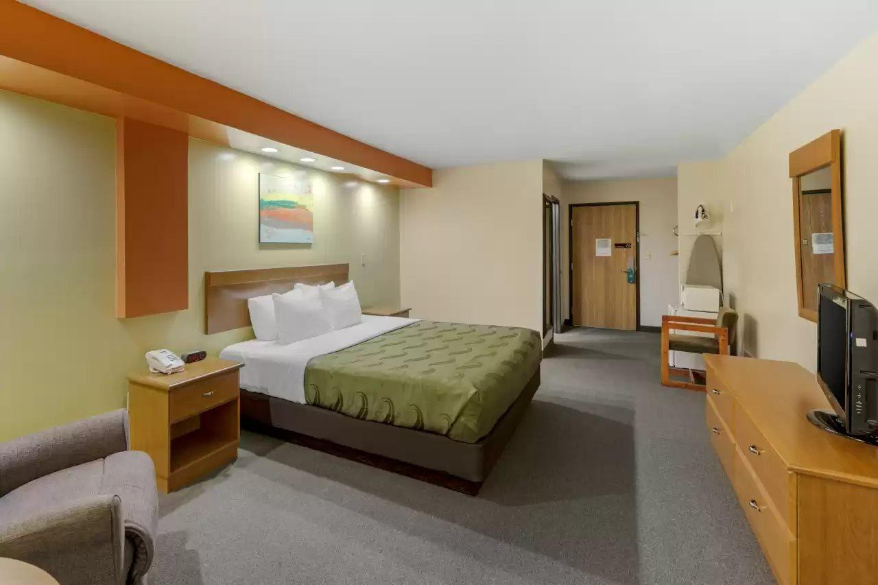 Quality Inn Hamilton Exteriör bild